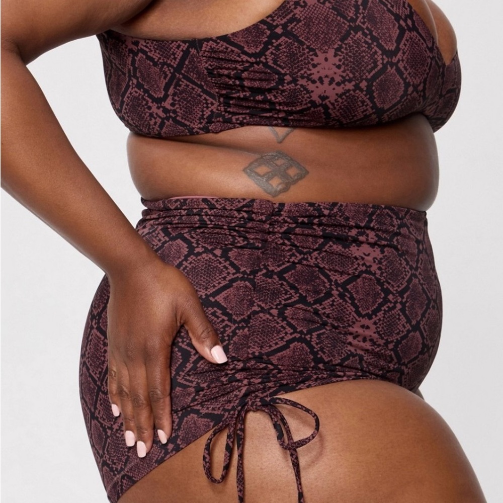 Yitty Rum Raisin Shaping Swim Waist Cinching Shorts